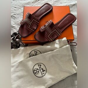 Hermes Oran Sandal in Rouge Tomette w/palladium plated studs. FR Size 40 (9 US)